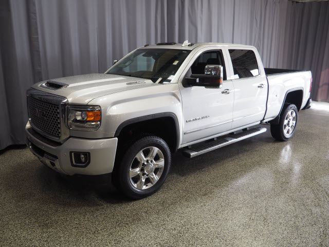 Certified Pre-Owned 2017 GMC Sierra 2500HD Denali 4x4 Denali 4dr Crew ...